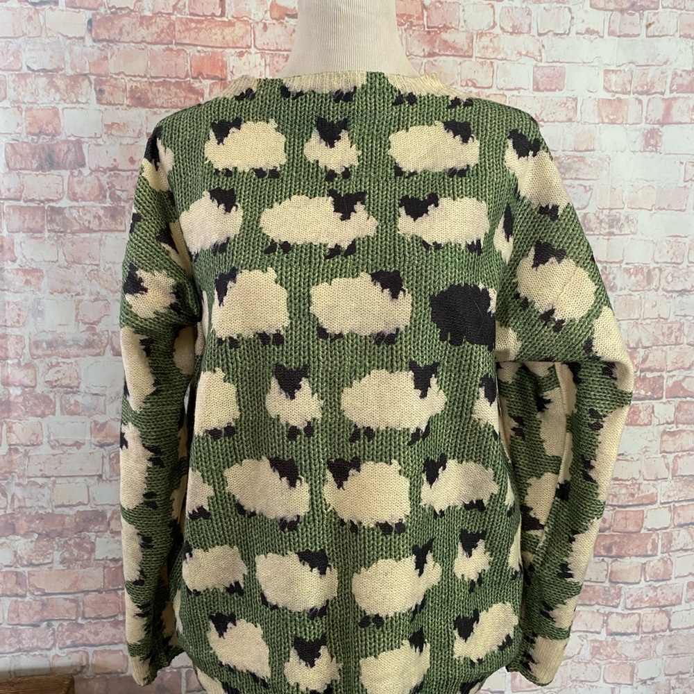 Black Sheep Knit Pullover